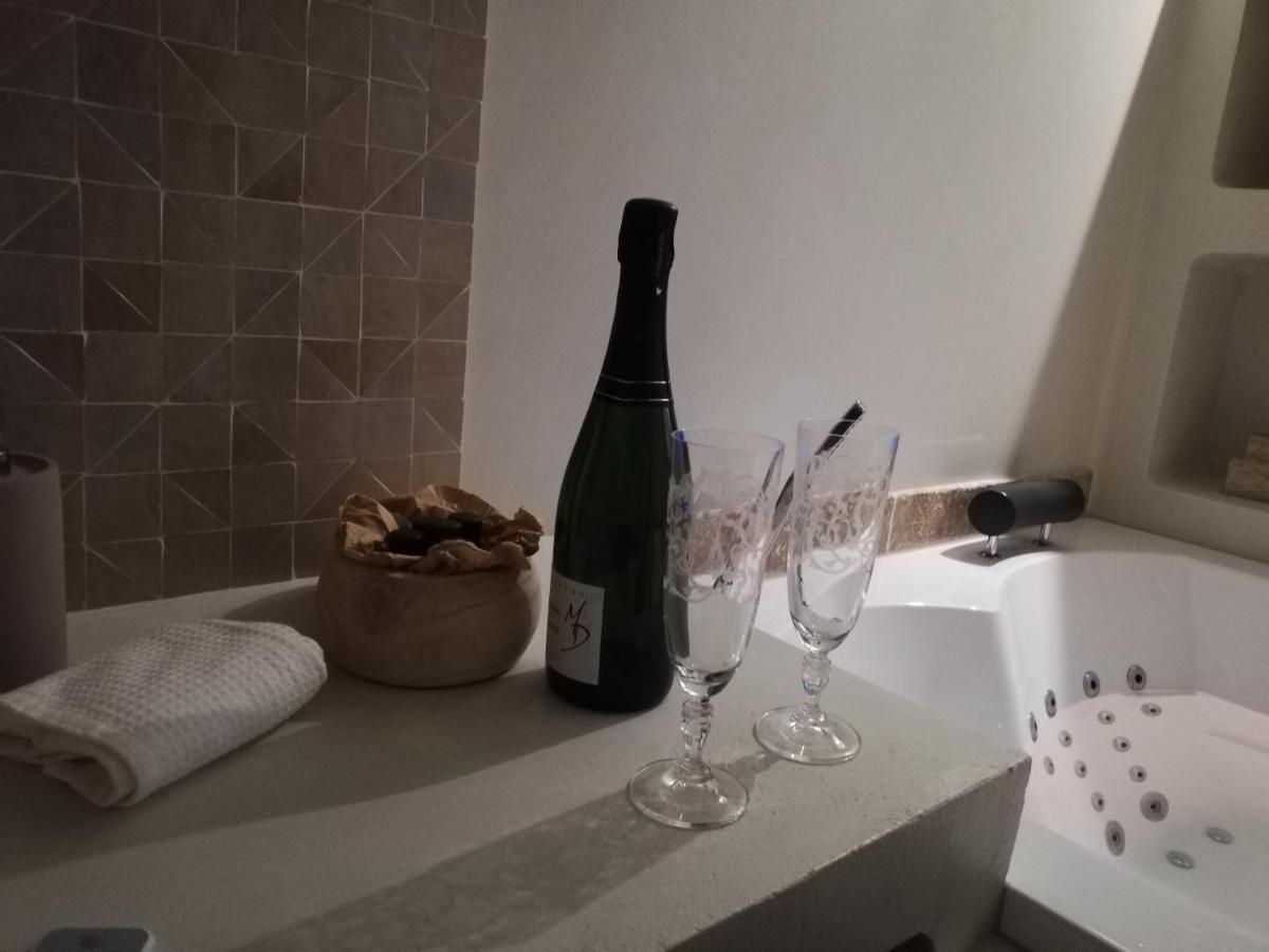 L'Autre Perle, Balneo En Supplement, Le Clos Des Perles ตูร์ตูร์ ภายนอก รูปภาพ